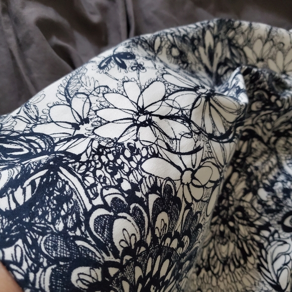 Zara white and navy dress - Picture 4 of 6